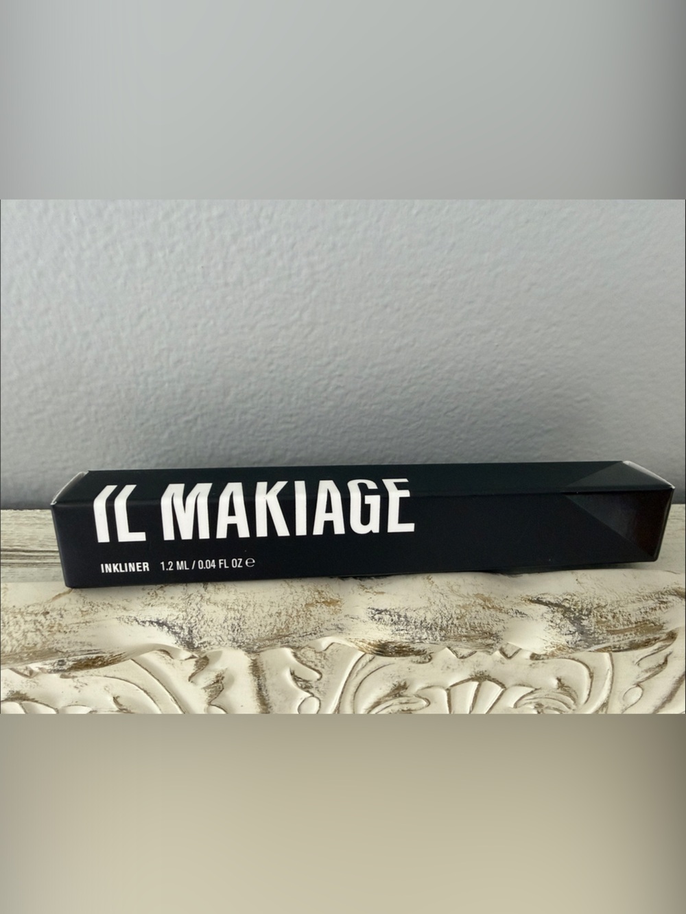 IL MAKIAGE Black Liquid Eyeliner - Precision Tip